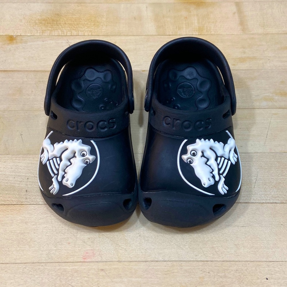 Kids crocs
